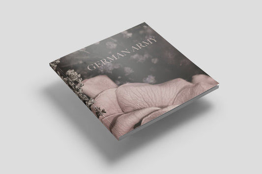 German Army (Book) (Industrial Complexx 2695-3692)